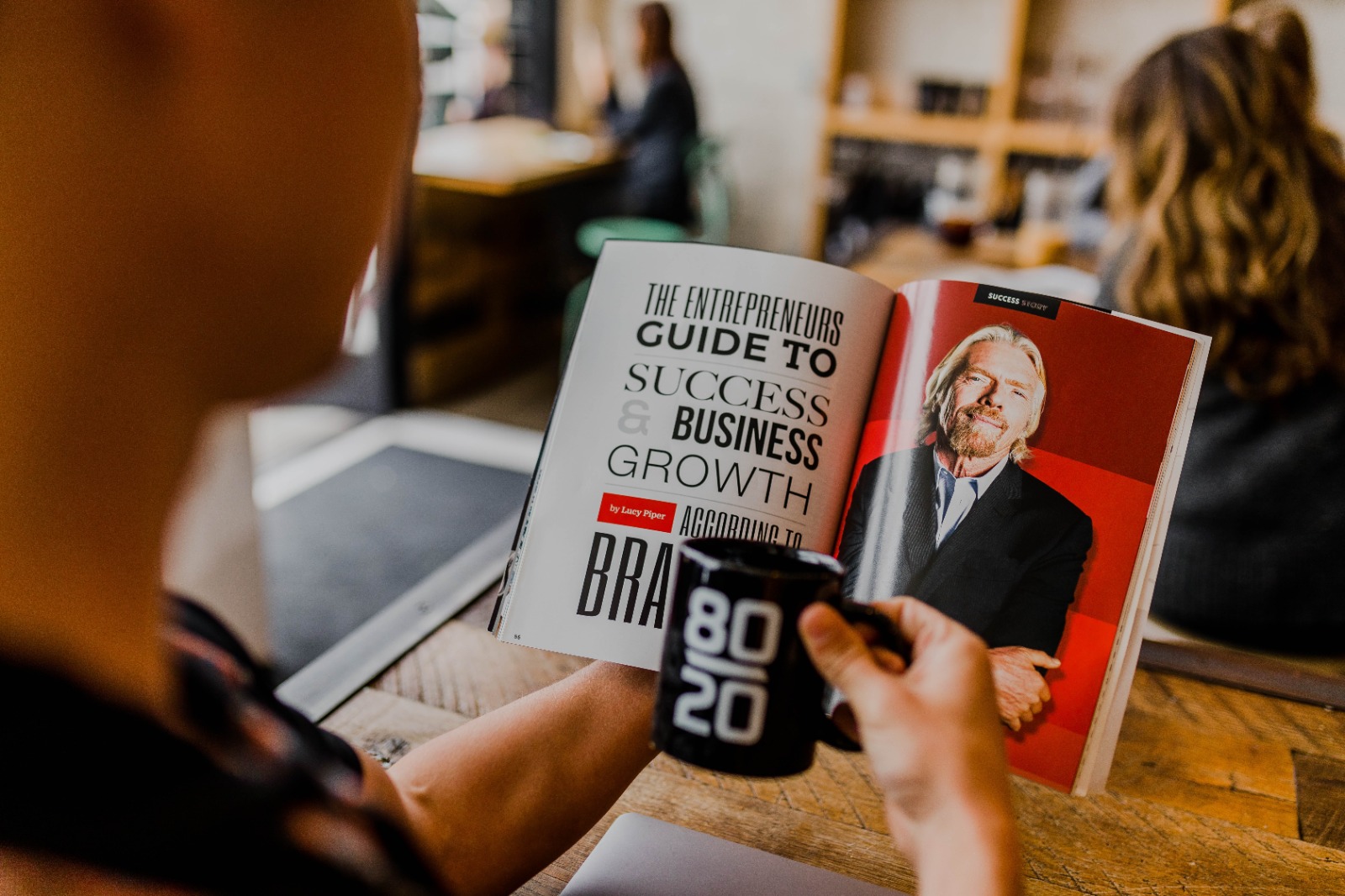 Revista Antreprenorului: resursă vitală pentru succesul afacerilor